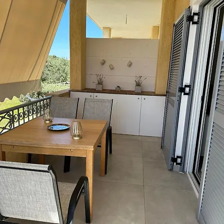 Mimozas Apartment *